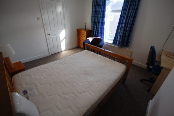 Young Street, Gilesgate, Durham, DH1 2JU