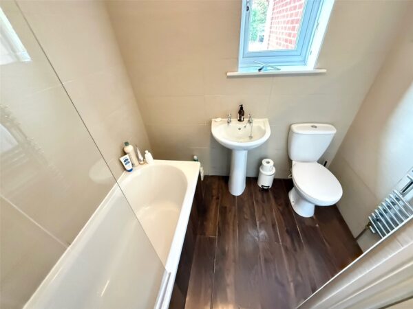 Bridgemere Drive, Framwellgate Moor, Durham, DH1 5FG