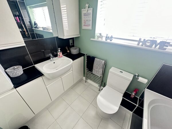 Canterbury Road, Newton Hall, Durham, DH1 5QY