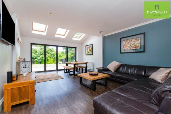 Moor End Terrace, Belmont, Durham, DH1 1BJ