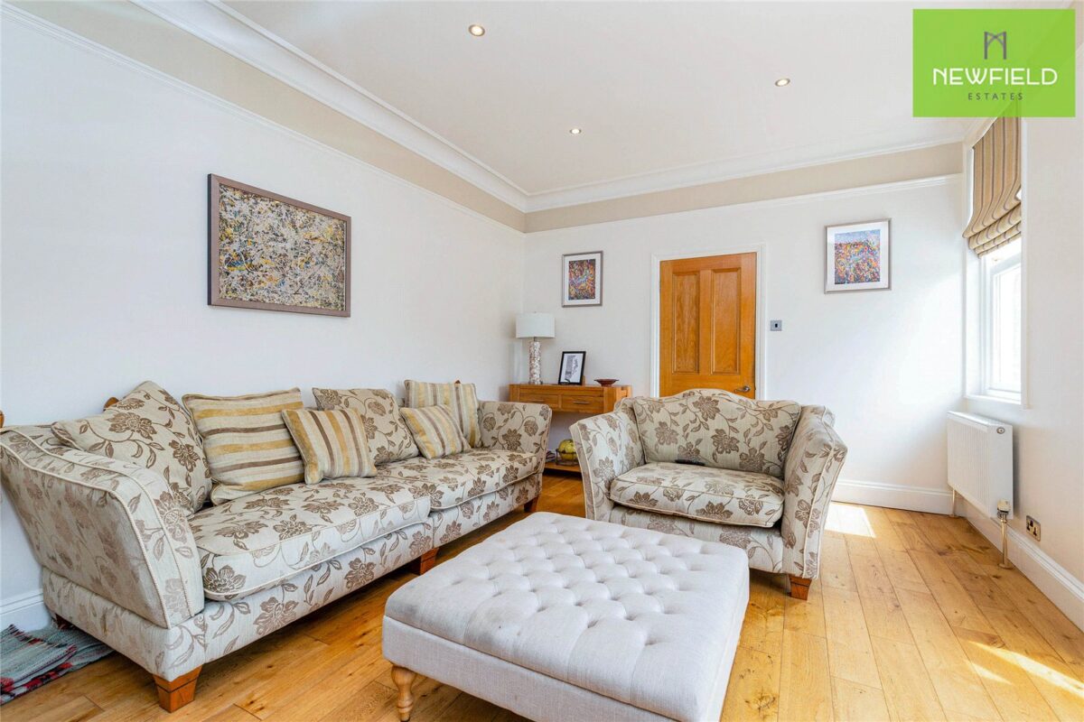 Moor End Terrace, Belmont, Durham, DH1 1BJ