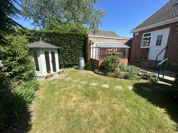 Abbots Row, Gilesgate, Durham, DH1 1HE