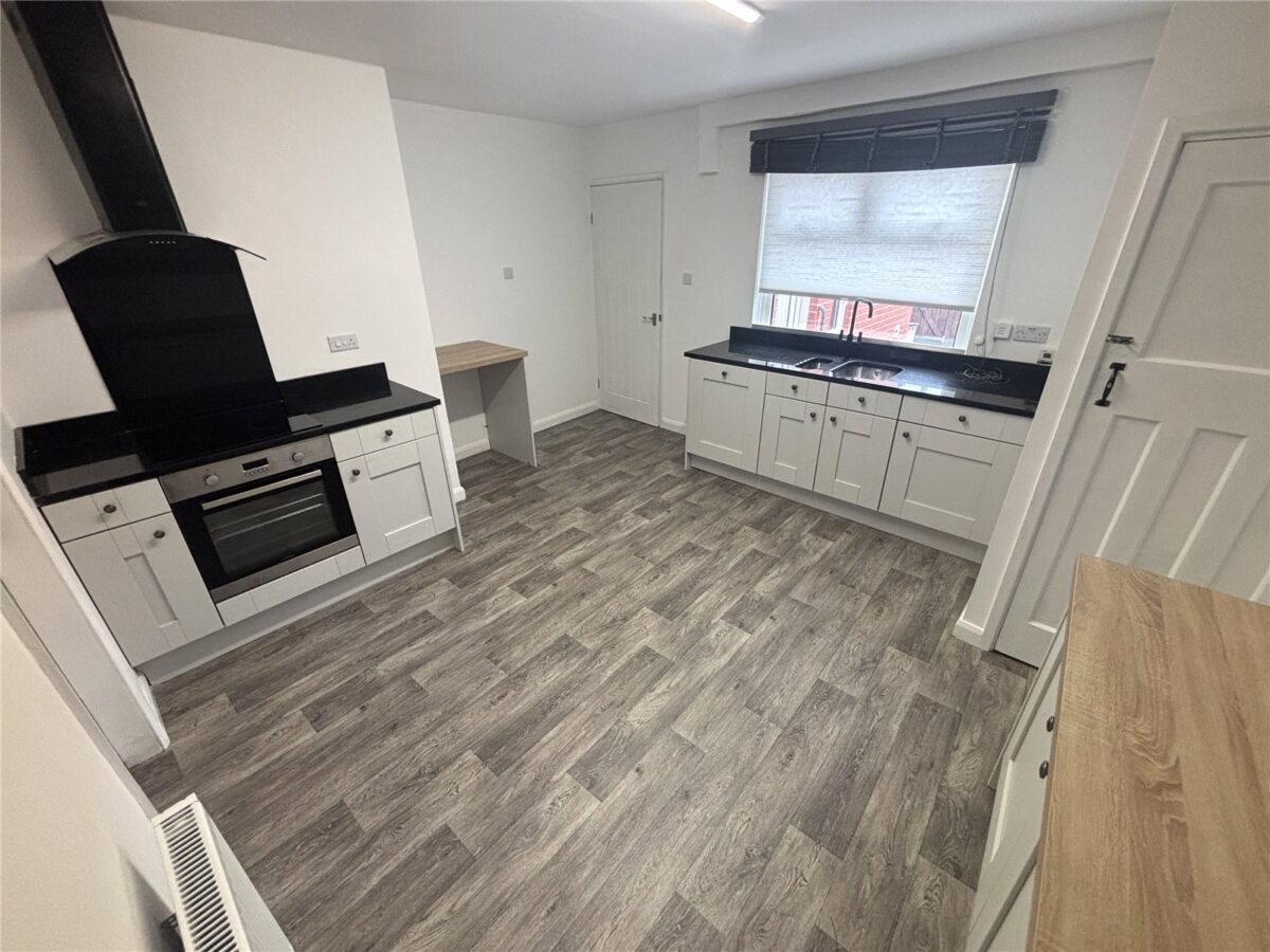 Front Street, Framwellgate Moor, Durham, DH1 5EJ