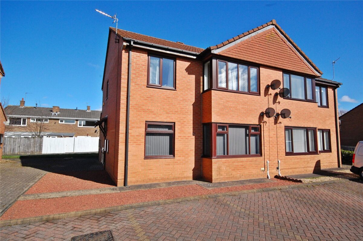Farnham Close, Newton Hall, Durham, DH1 5FL