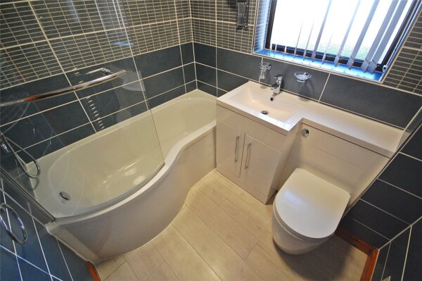 Farnham Close, Newton Hall, Durham, DH1 5FL