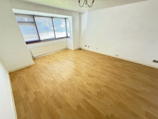 Canterbury Road, Newton Hall, Durham, DH1 5PY