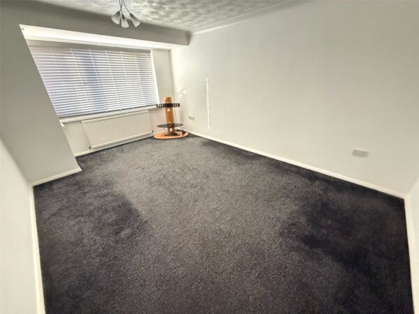 Farnham Close, Newton Hall, Durham, DH1 5FL