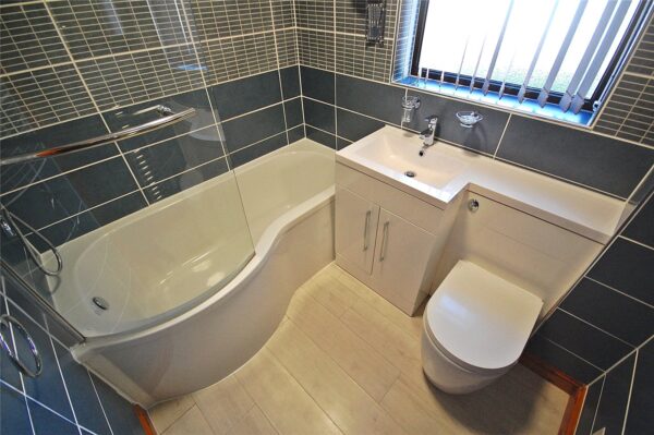 Farnham Close, Newton Hall, Durham, DH1 5FL