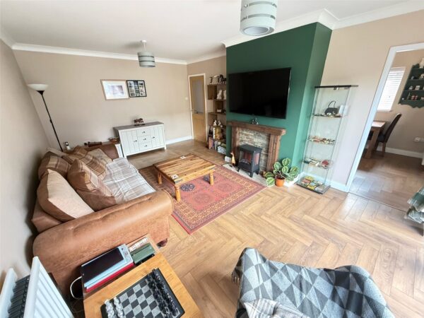 York Crescent, Newton Hall, Durham, DH1 5PT