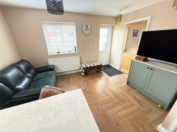 York Crescent, Newton Hall, Durham, DH1 5PT