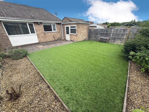 York Crescent, Newton Hall, Durham, DH1 5QR